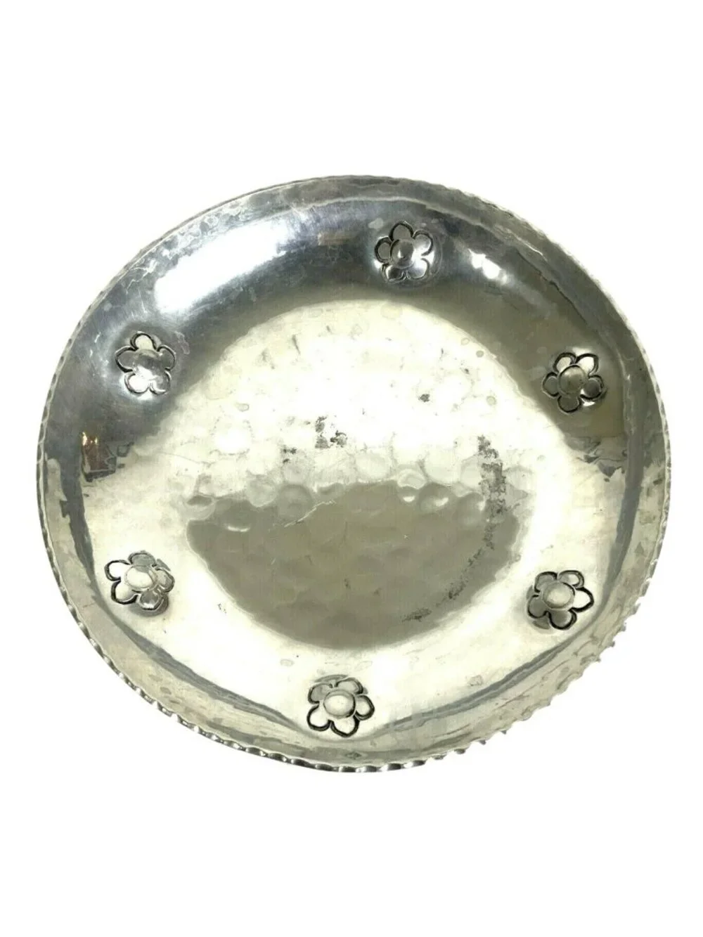 Buenilum Hammered Aluminum Round Candy Nut Dish Floral Design
